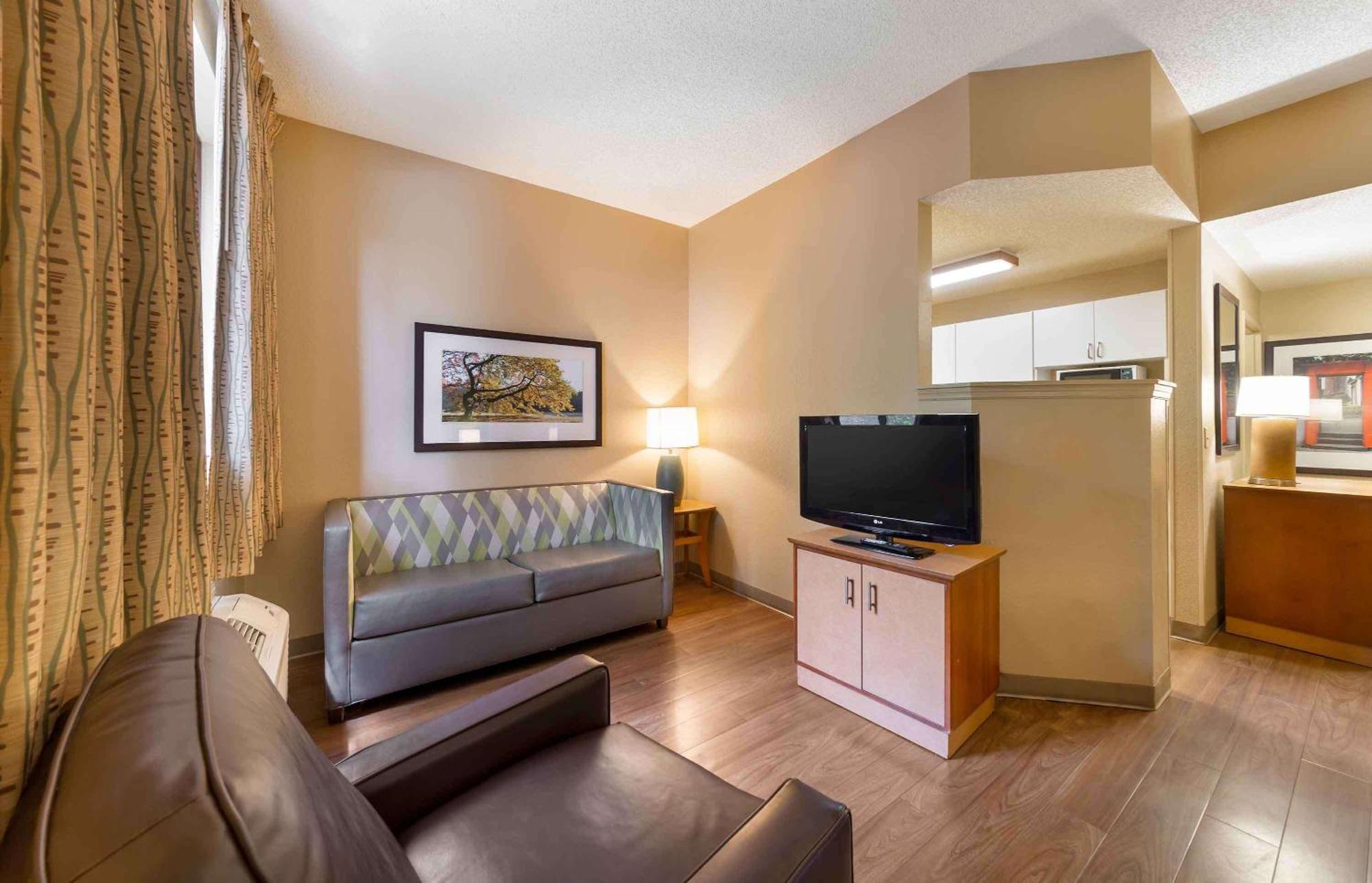 Extended Stay America Suites - Fort Lauderdale - Cypress Creek - Nw 6Th Way Exterior foto