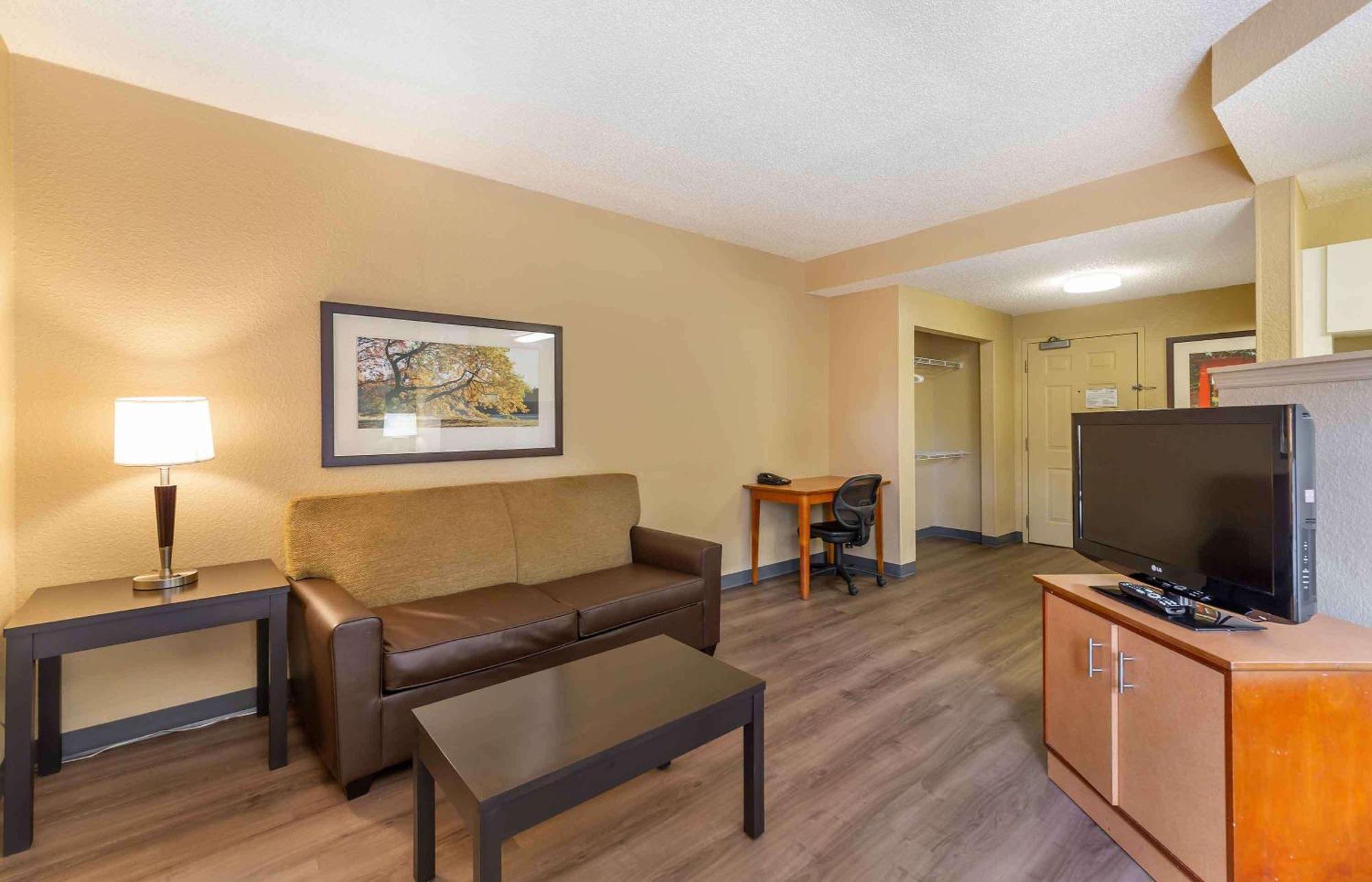 Extended Stay America Suites - Fort Lauderdale - Cypress Creek - Nw 6Th Way Exterior foto