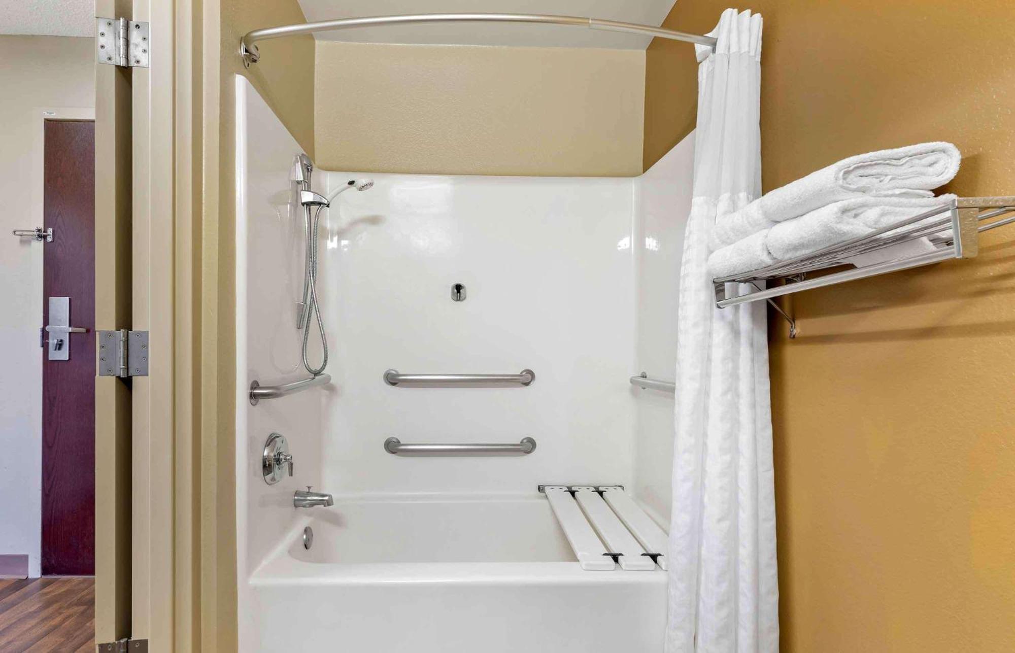 Extended Stay America Suites - Fort Lauderdale - Cypress Creek - Nw 6Th Way Exterior foto