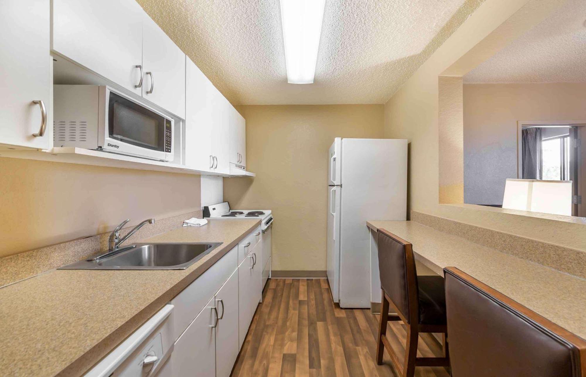Extended Stay America Suites - Fort Lauderdale - Cypress Creek - Nw 6Th Way Exterior foto