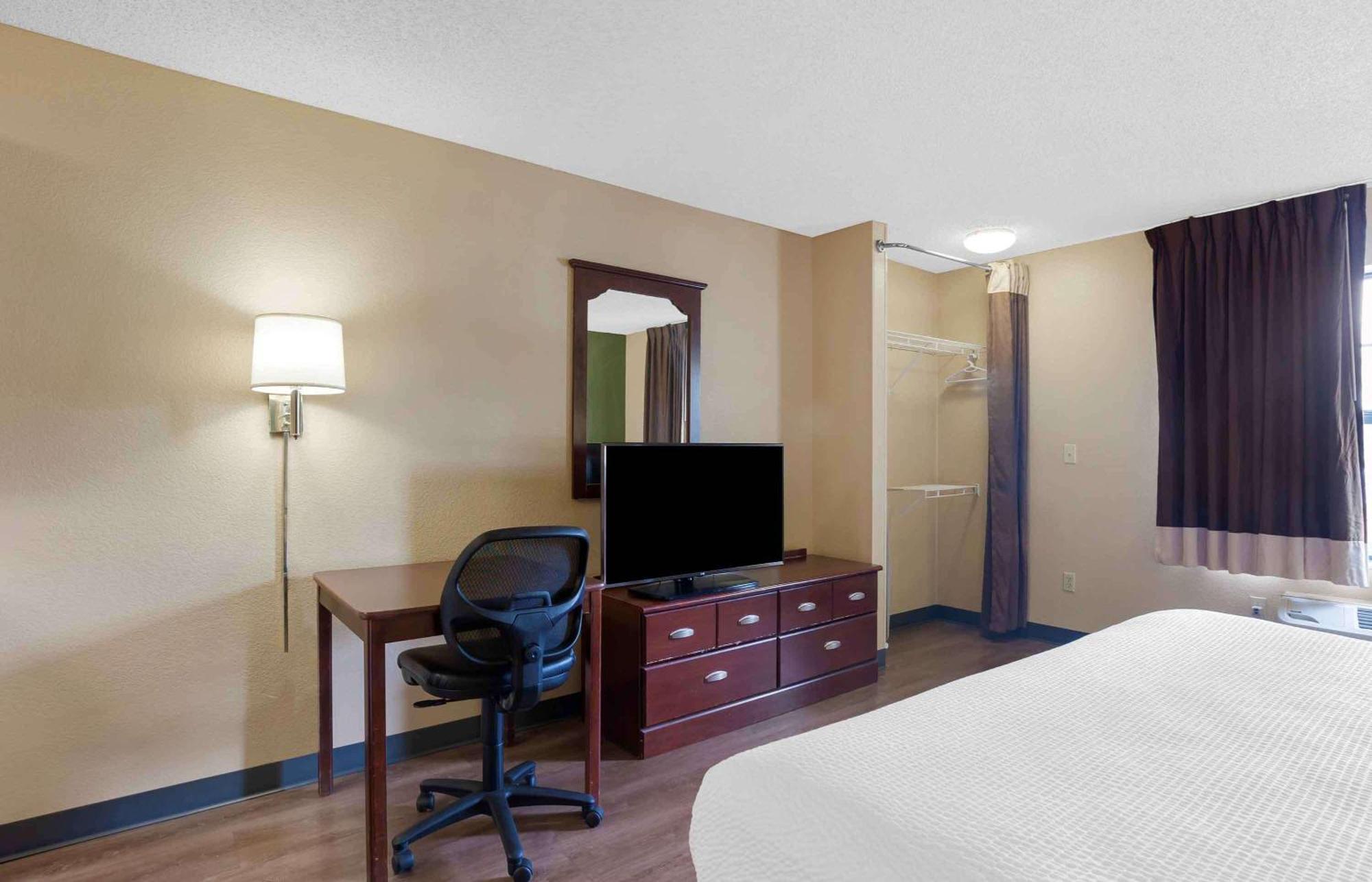 Extended Stay America Suites - Fort Lauderdale - Cypress Creek - Nw 6Th Way Exterior foto